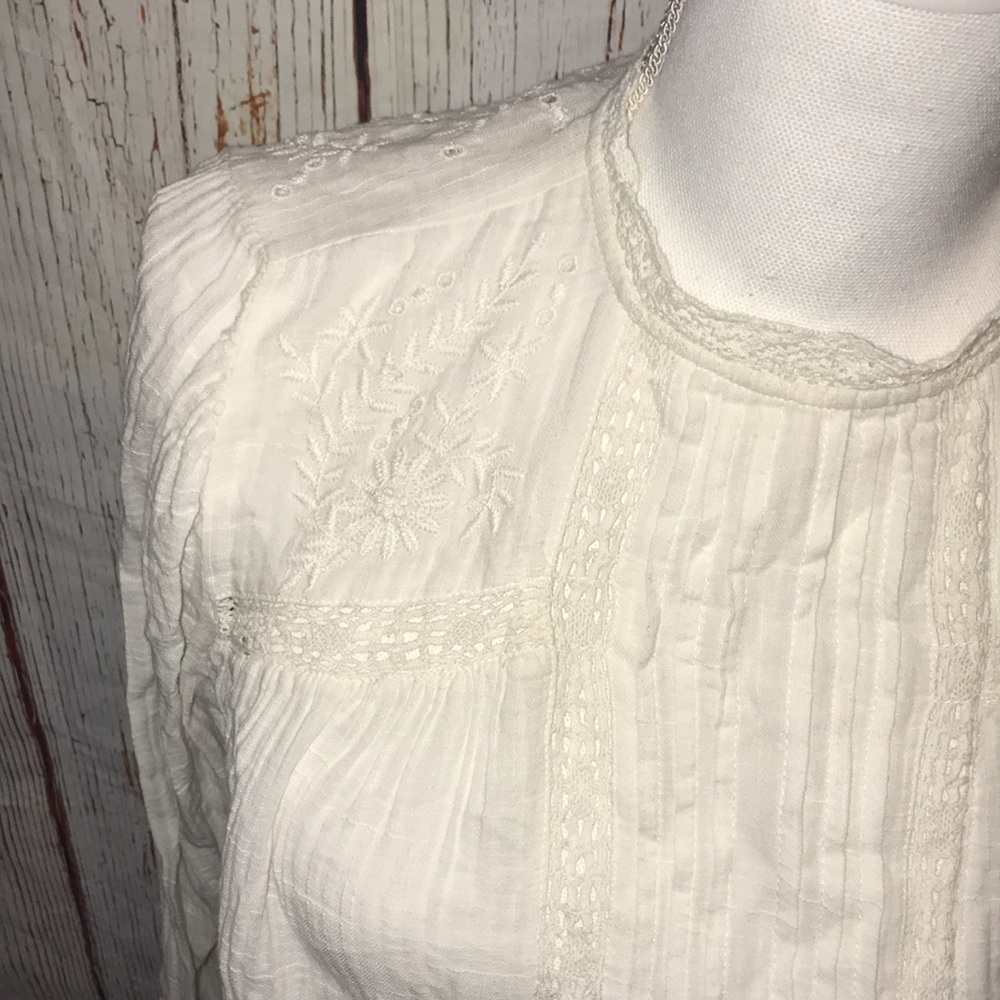 Zara blouse - Picture 2 of 3